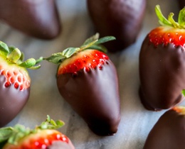 Chocolate-Covered-Strawberries-9.jpg